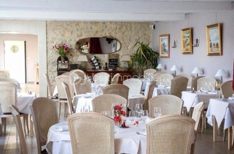 Maison - 689 m² - 30 pièces