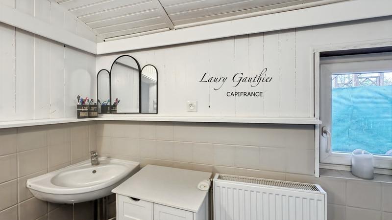 Maison - 95 m² - 5 pièces