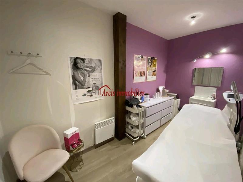 Local commercial - 55 m² - 4 pièces