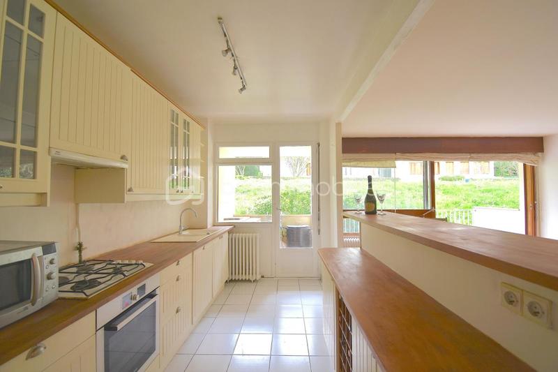 Appartement - 87 m² - 3 pièces