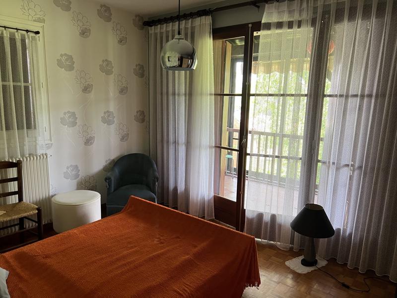 Maison - 185 m² - 7 pièces