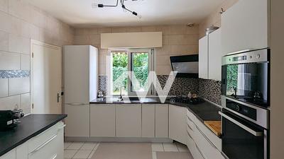 Maison contemporaine - 130 m² - 6 pièces