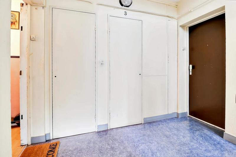 Appartement - 80 m² - 5 pièces