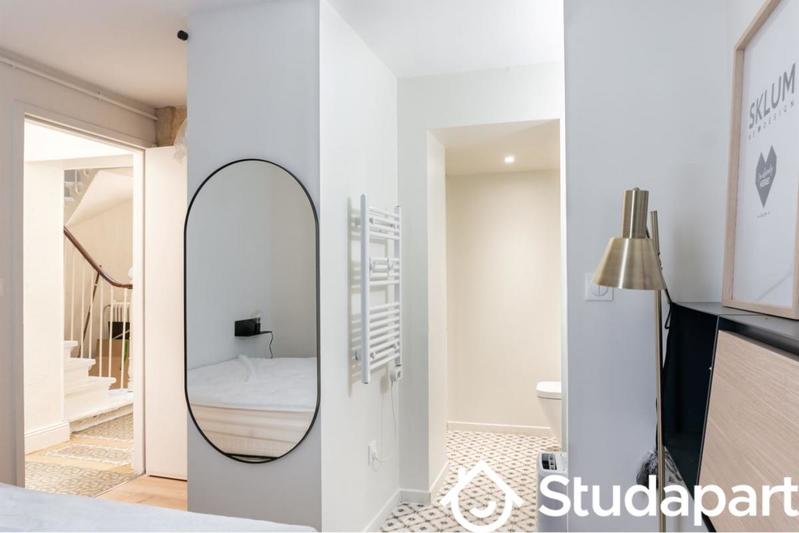 Chambre - 11 m² - 1 pièce