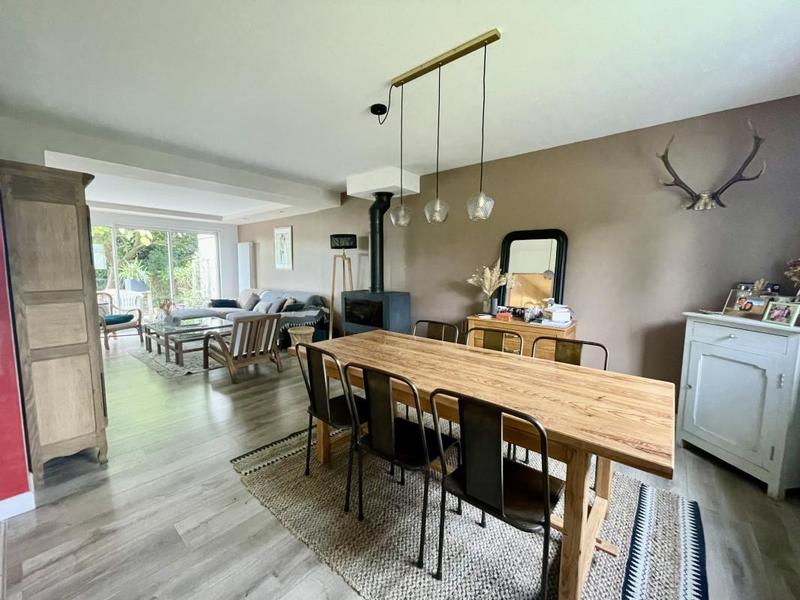 Pavillon - 100 m² - 4 pièces