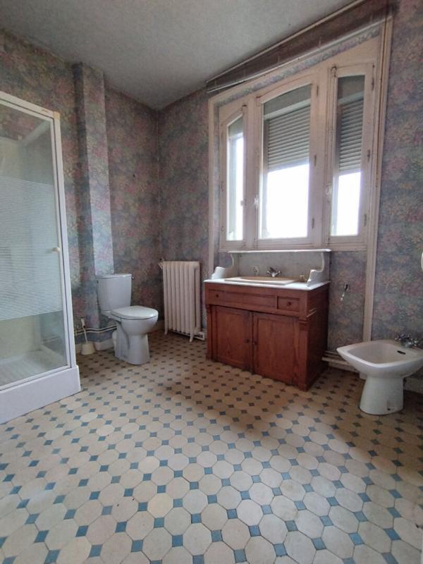 Maison - 105 m² - 5 pièces