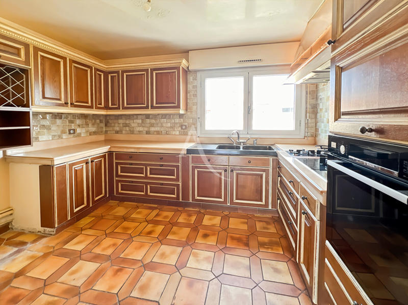 Appartement - 96 m² - 4 pièces