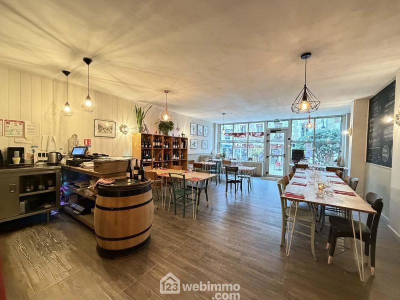 Local commercial - 92 m² - 2 pièces