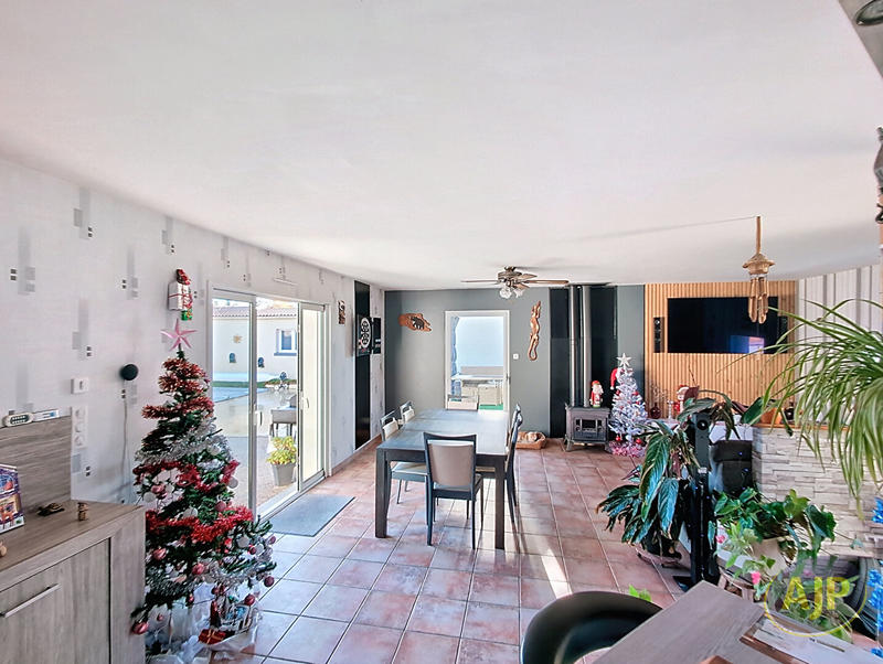 Maison - 122 m² - 6 pièces