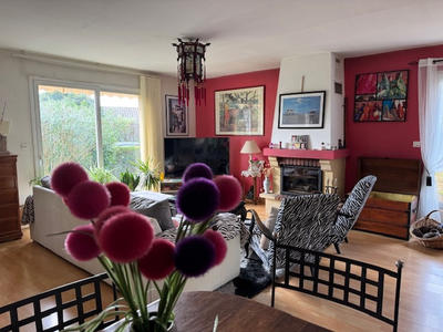 Maison - 104 m² - 4 pièces