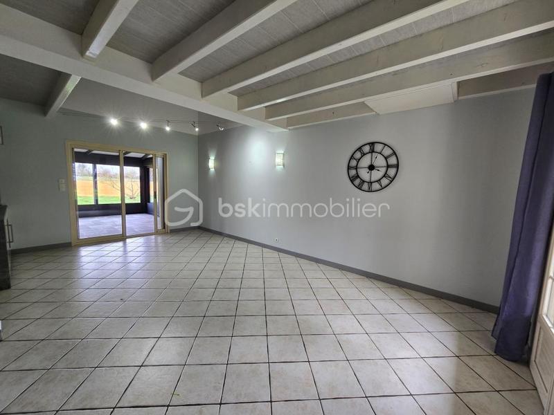 Maison traditionnelle - 183 m² - 5 pièces