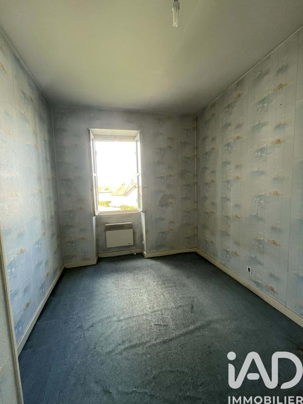 Maison - 182 m² - 10 pièces