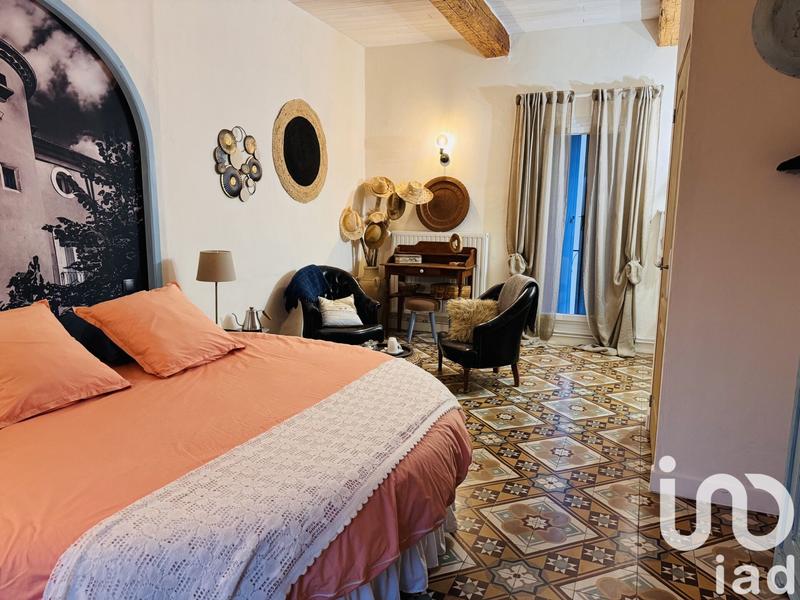 Maison - 201 m² - 5 pièces