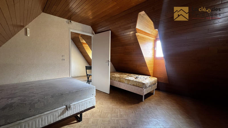 Maison traditionnelle - 180 m² - 6 pièces