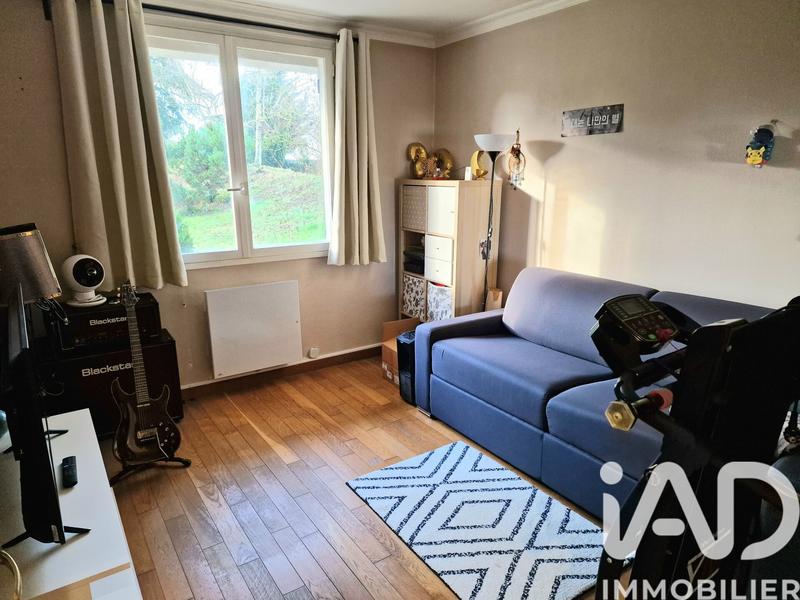 Maison - 230 m² - 8 pièces