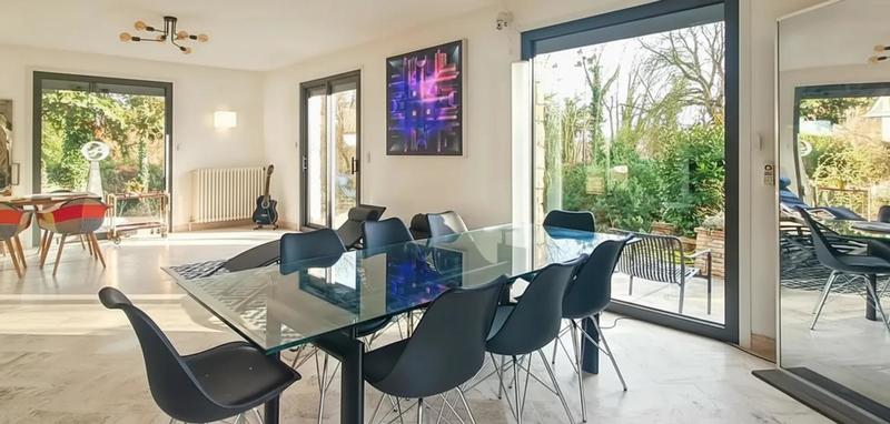 Maison d'architecte - 416 m² - 10 pièces