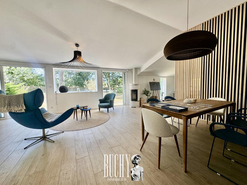 Maison - 159 m² - 5 pièces