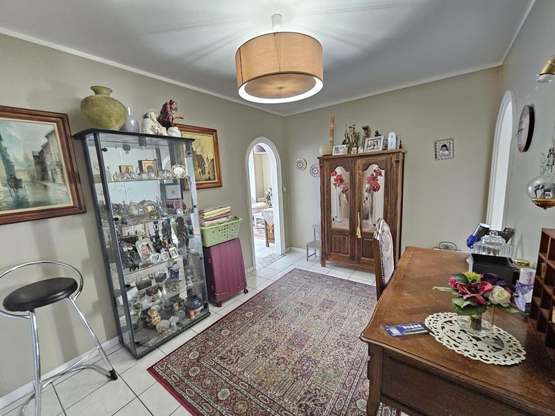 Appartement - 121 m² - 5 pièces