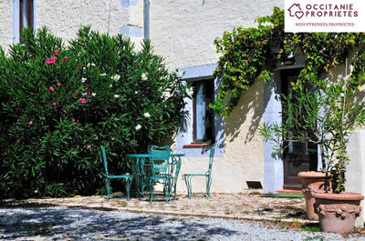 Propriété - 575 m² - 30 pièces