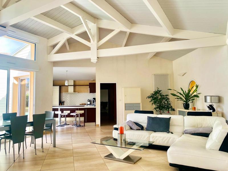 Maison - 155 m² - 7 pièces