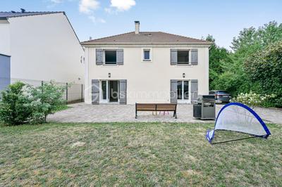 Maison - 146 m² - 7 pièces