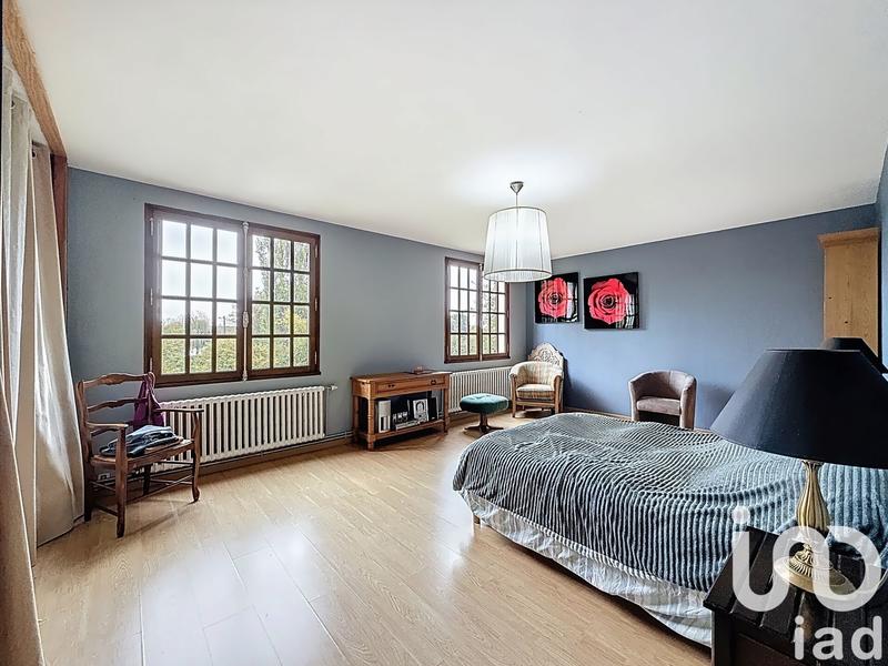 Maison - 250 m² - 9 pièces