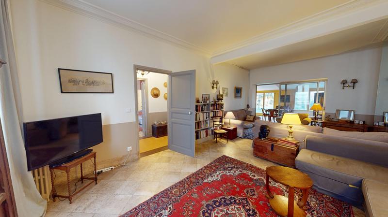 Maison - 191 m² - 7 pièces