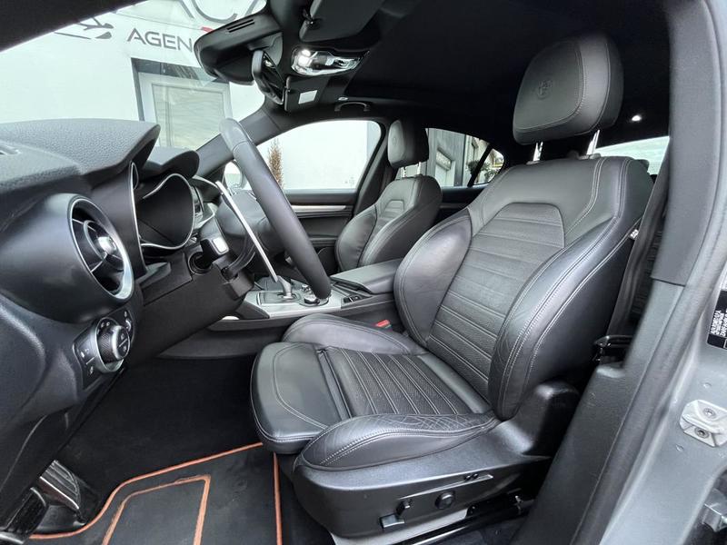 Alfa Romeo Stelvio 2.2 Jtd 210 Ch Finition Super Attelage Amovible *Distribution effectué en 2025