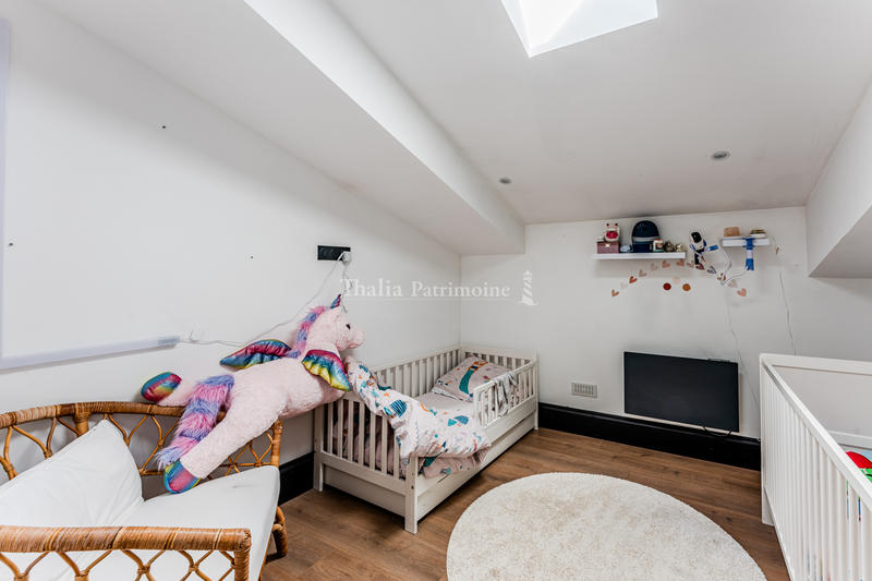 Maison - 192 m² - 7 pièces
