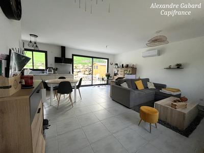 Maison - 69 m² - 3 pièces