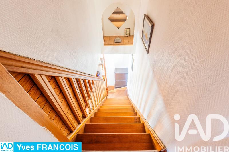 Maison - 98 m² - 5 pièces
