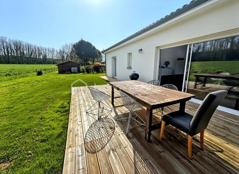 Maison - 105 m² - 4 pièces