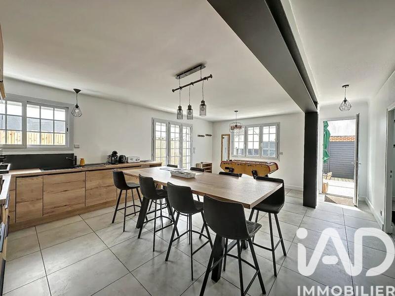 Maison - 96 m² - 4 pièces