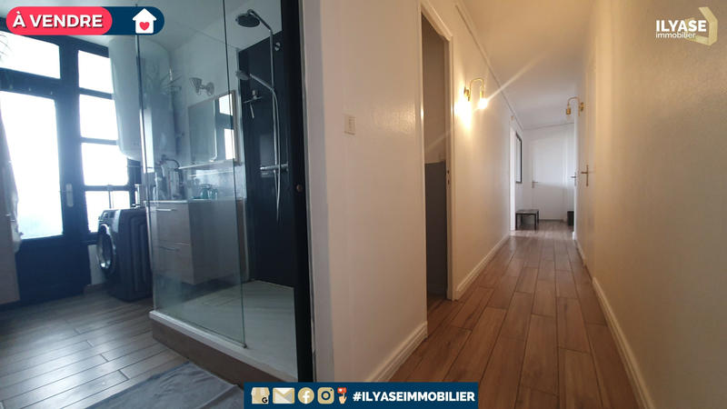 Appartement - 81 m² - 3 pièces