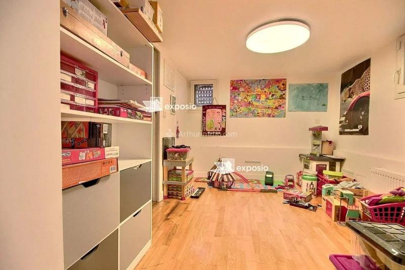 Maison - 110 m² - 6 pièces