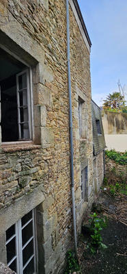 Maison - 208 m² - 6 pièces