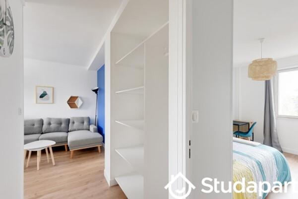 Chambre - 10 m² - 1 pièce