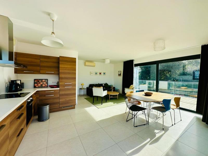 Appartement - 66 m² - 3 pièces