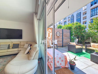 Appartement - 87 m² - 4 pièces