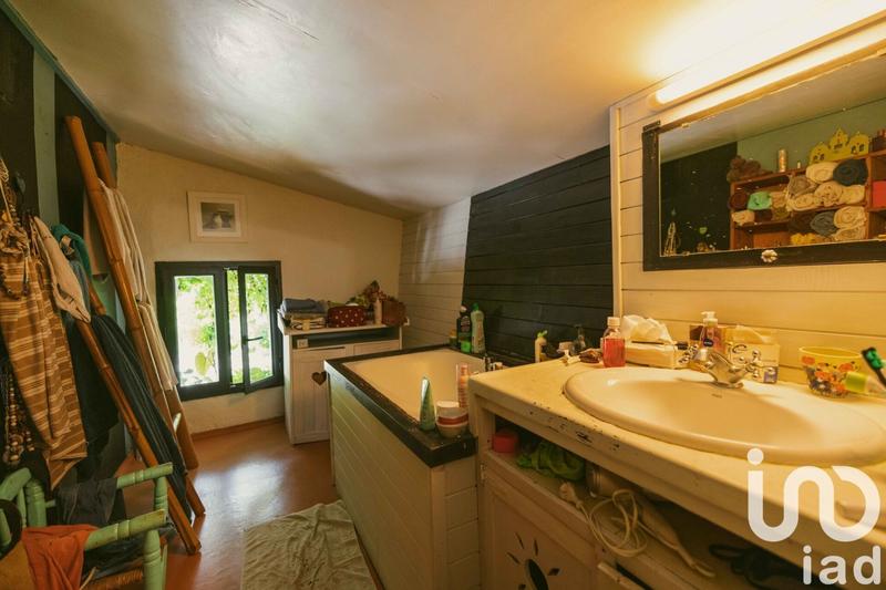 Maison - 200 m² - 6 pièces