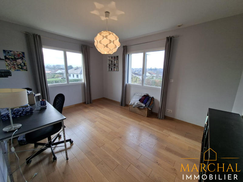 Villa - 294 m² - 10 pièces