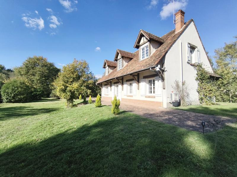 Maison - 165 m² - 7 pièces