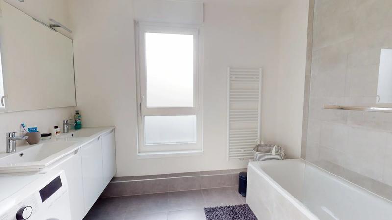 Appartement - 91 m² - 4 pièces