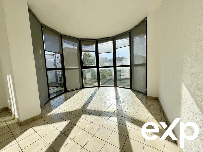 Appartement - 89 m² - 3 pièces