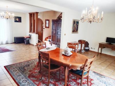 Maison - 127 m² - 5 pièces