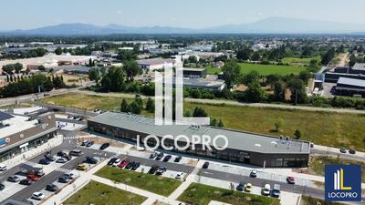 Local commercial - 181 m²