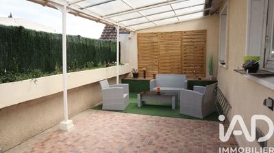 Maison - 180 m² - 6 pièces