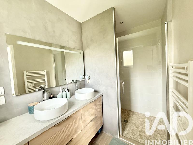 Maison - 153 m² - 8 pièces