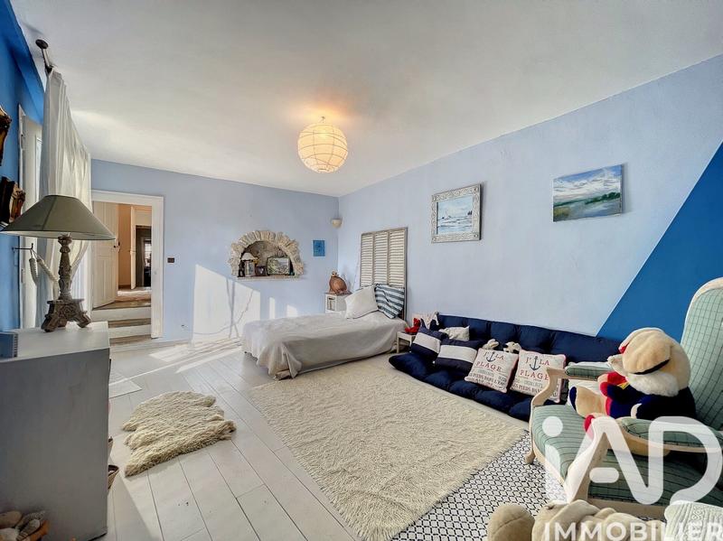 Maison de village - 230 m² - 10 pièces