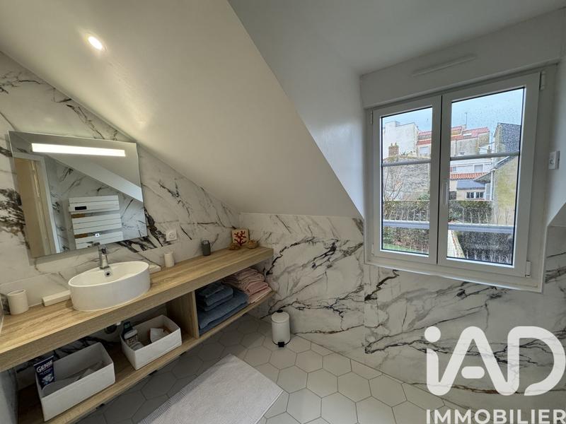 Maison de ville - 100 m² - 6 pièces